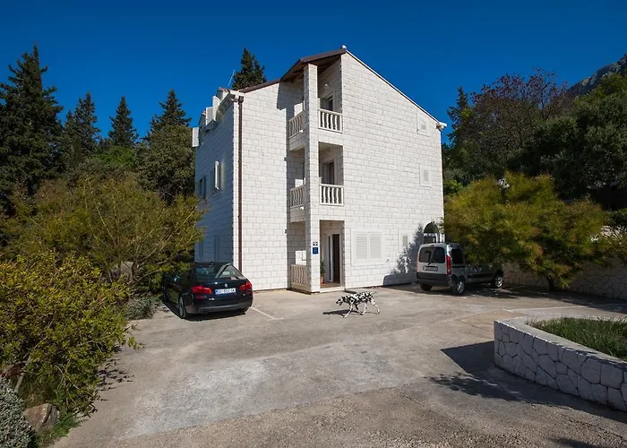 Silence * מליני